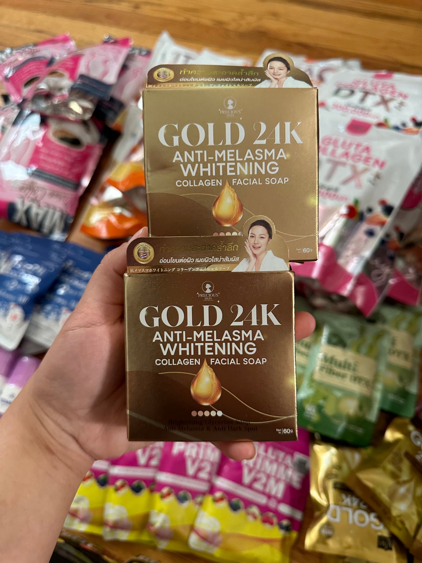 Precious Skin Gold 24k Anti-Melasma Whitening Soap