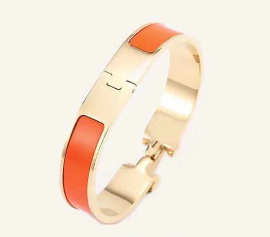 H bracelet