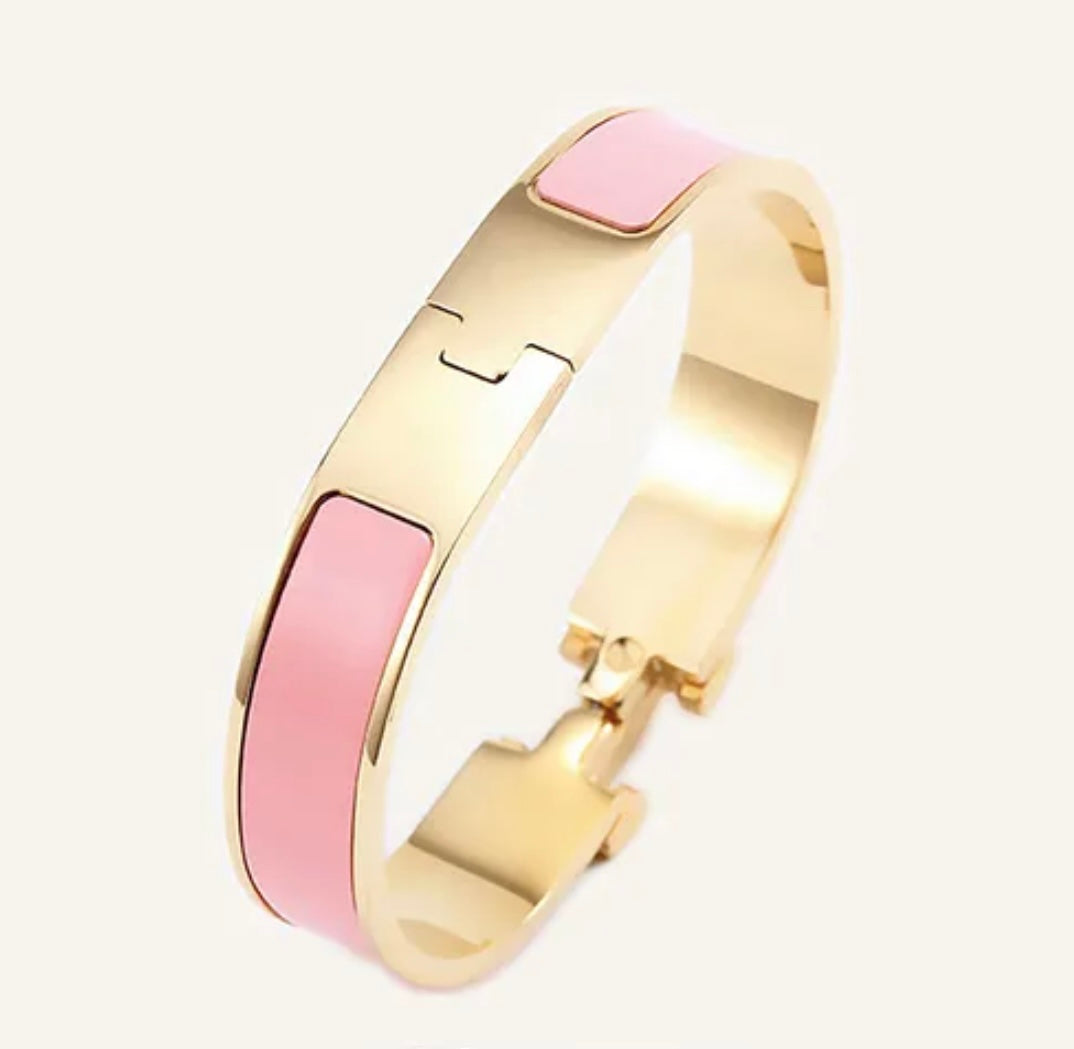 H bracelet
